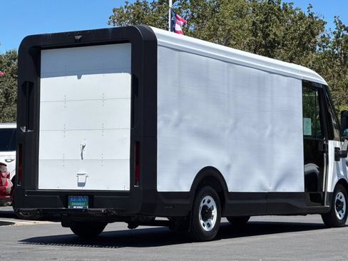 Used 2023 Chevrolet Brightdrop 600 w/ Active Safety Package 2 AWD/4WD image 3