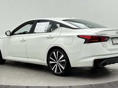 Used 2021 Nissan Altima 2.5 SR FWD image 5