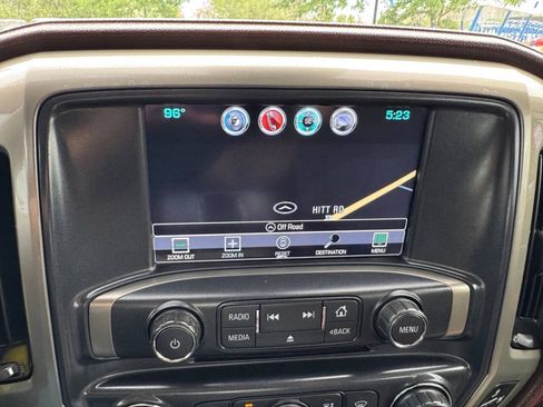 Used 2016 Chevrolet Silverado 2500 High Country w/ Duramax Plus Package AWD/4WD image 26