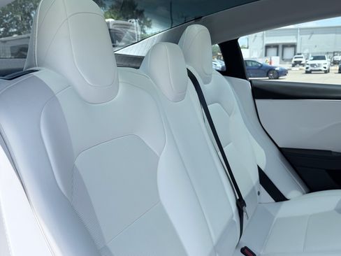 Used 2025 Tesla Model 3 Long Range AWD/4WD image 39
