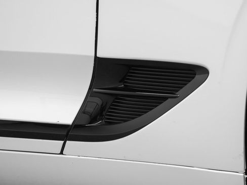 Used 2022 Bentley Continental GT image 9