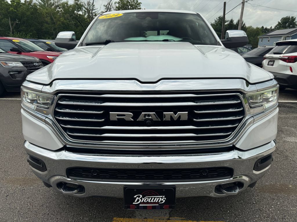 Used 2024 RAM 1500 Limited AWD/4WD image 2