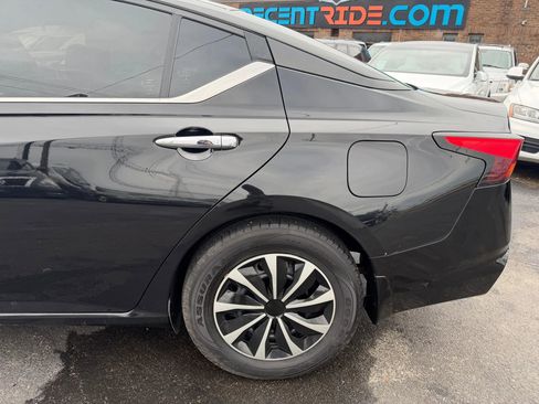 Used 2019 Nissan Altima 2.5 S FWD image 42