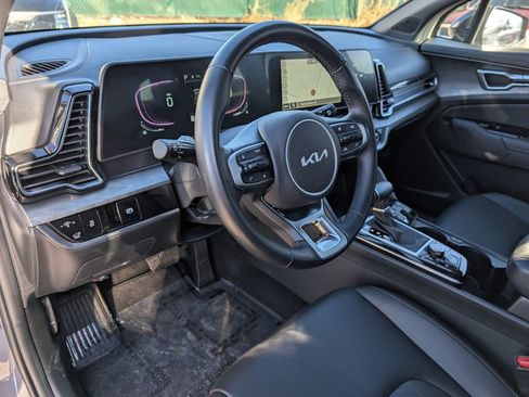 Used 2025 Kia Sportage X-Line w/ Premium Package image 9
