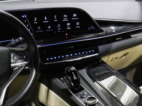 Used 2022 Cadillac Escalade ESV Premium Luxury image 27
