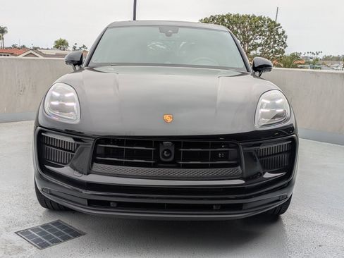 New 2025 Porsche Macan S image 6