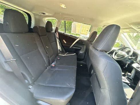 Used 2017 Toyota RAV4 LE w/ All Weather Liner Package AWD/4WD image 19