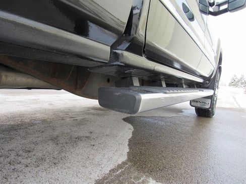 Used 2015 GMC Sierra 2500 Denali w/ Duramax Plus Package image 12