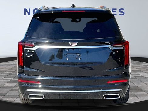 Used 2024 Cadillac XT6 Luxury image 5