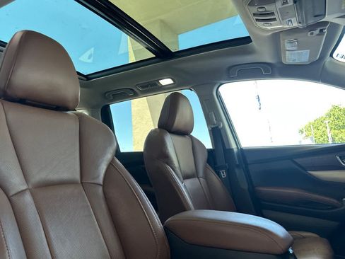 Used 2019 Subaru Ascent Touring AWD/4WD image 19