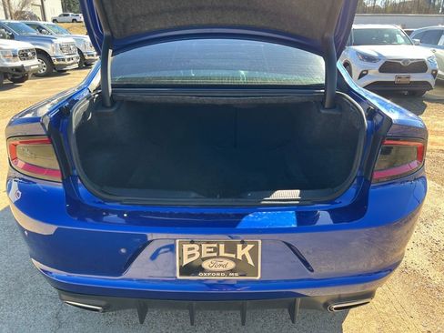 Used 2020 Dodge Charger SXT w/ Leather Interior Group image 19