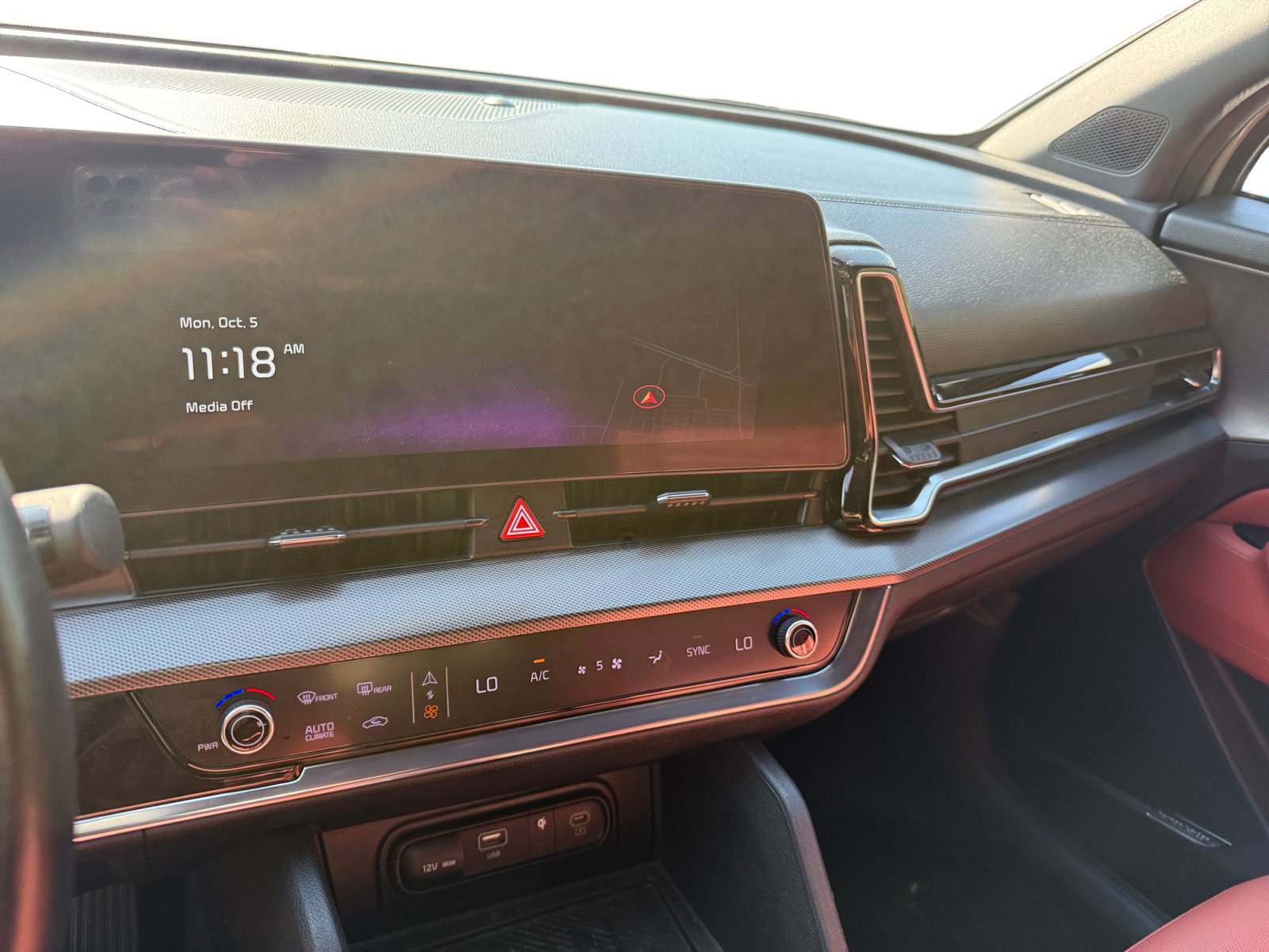 Used 2023 Kia Sportage SX FWD image 12