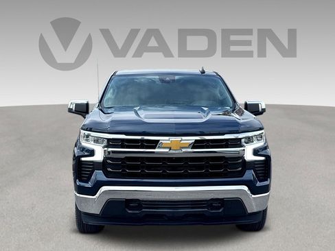 Used 2022 Chevrolet Silverado 1500 LT w/ Safety Package image 2