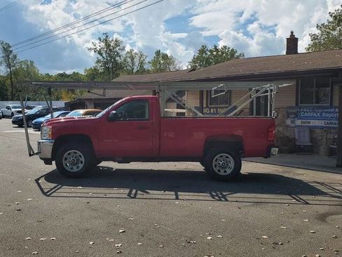 Used 2013 Chevrolet Silverado 3500 W/T image 3