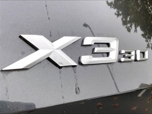 Used 2025 BMW X3 xDrive30i w/ Convenience Package image 10