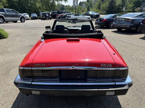Used 1992 Jaguar XJS V12 Convertible RWD image 5