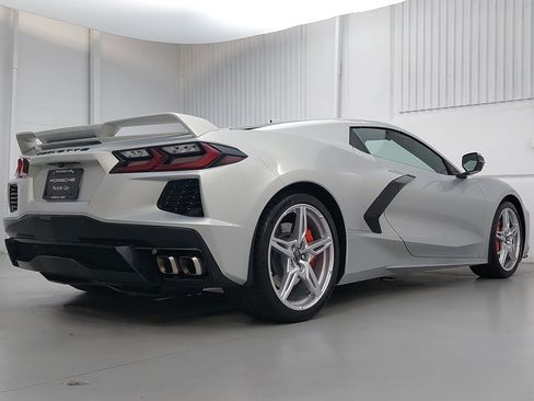 Used 2023 Chevrolet Corvette Stingray Preferred Conv w/ Z51 Performance Package RWD image 7