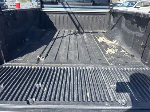 Used 2012 Nissan Titan SL RWD image 10