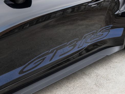 Certified 2025 Porsche 911 GT3 RS image 24