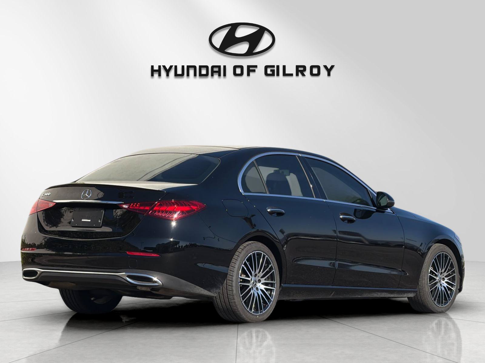Used 2023 Mercedes-Benz C 300 Sedan image 5