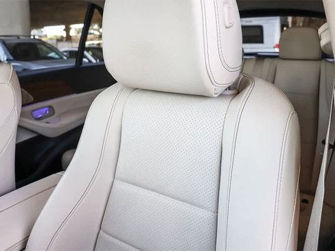 Used 2022 Mercedes-Benz GLE 350 4MATIC w/ Premium Package image 30