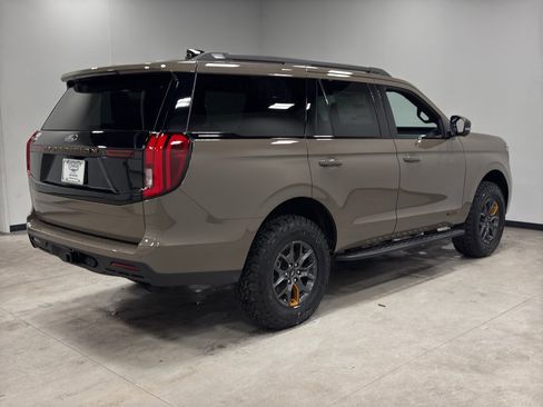 New 2026 Ford Expedition Tremor image 8