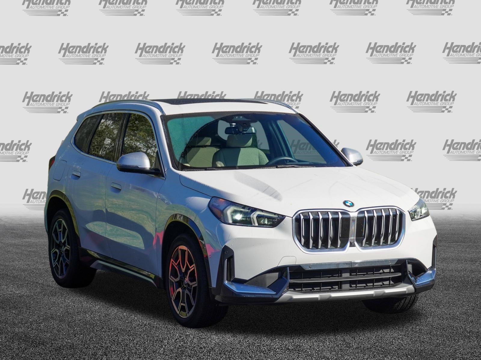 Certified 2024 BMW X1 xDrive28i w/ Technology Package AWD/4WD image 2