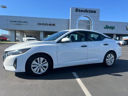 Used 2025 Nissan Sentra S FWD image 4