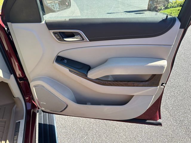 Used 2019 GMC Yukon XL Denali w/ Denali Ultimate Package AWD/4WD image 29