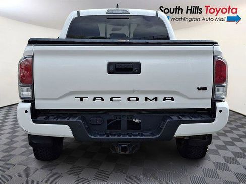 Certified 2023 Toyota Tacoma TRD Off-Road w/ TRD Premium Off Road Package AWD/4WD image 5