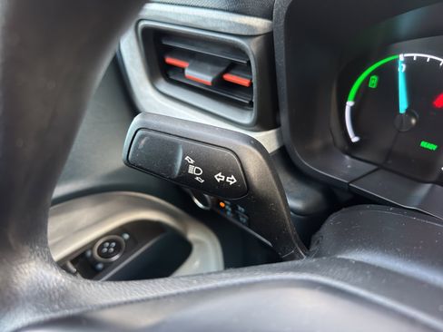 Used 2023 Ford Maverick XLT image 16