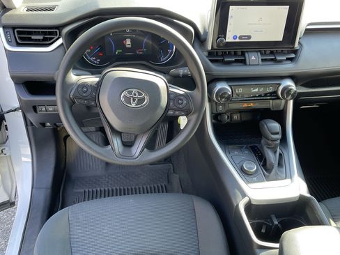 Certified 2024 Toyota RAV4 LE AWD/4WD image 11