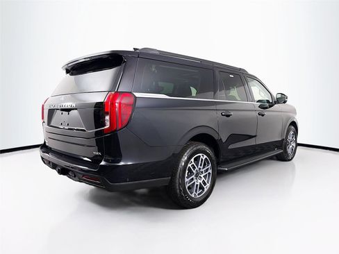 Used 2025 Ford Expedition Max Active image 7