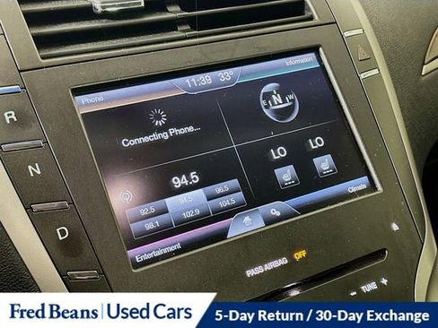 Used 2016 Lincoln MKZ AWD image 16