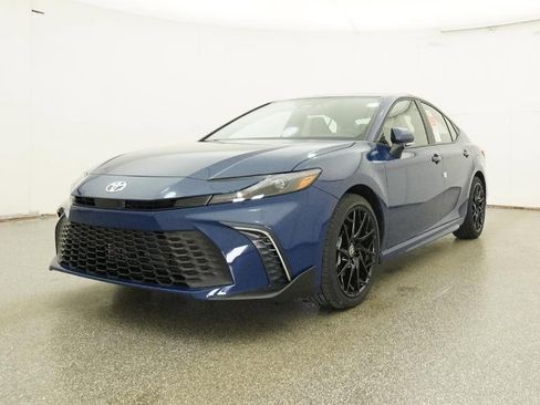 New 2026 Toyota Camry SE image 16