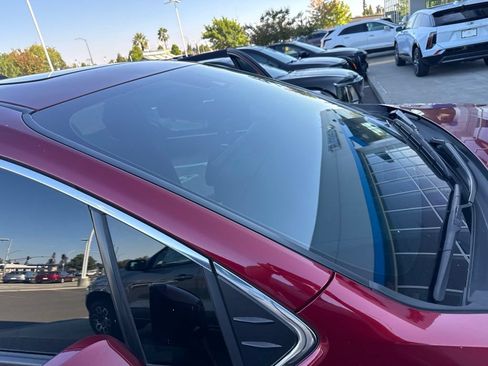 Used 2025 Toyota Sienna Platinum AWD/4WD image 14