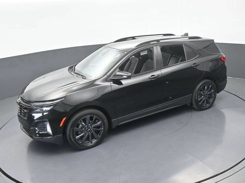 Used 2024 Chevrolet Equinox RS FWD image 48