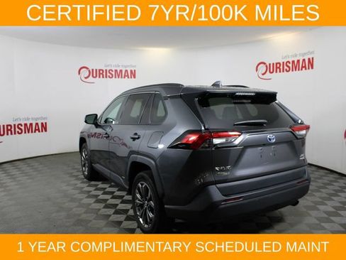 Used 2022 Toyota RAV4 XLE Premium AWD/4WD image 6