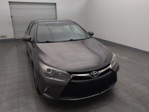 Used 2016 Toyota Camry SE image 14