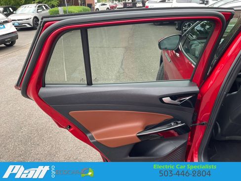 Used 2021 Volkswagen ID.4 Pro S RWD image 39