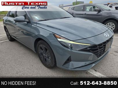 Used 2022 Hyundai Elantra Blue