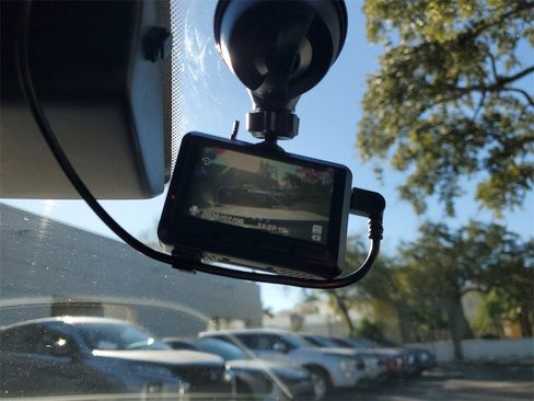 Used 2021 Genesis G70 2.0T Sport image 28