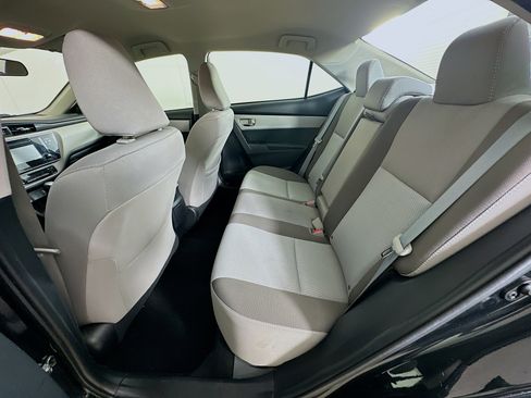 Used 2017 Toyota Corolla LE w/ Carpet Mat Package (TMS) FWD image 26
