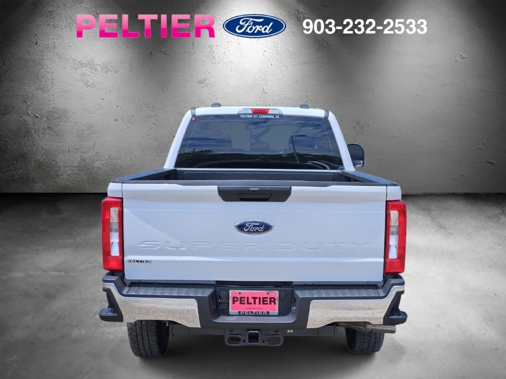 New 2026 Ford F250 XL w/ FX4 Off-Road Package AWD/4WD image 4