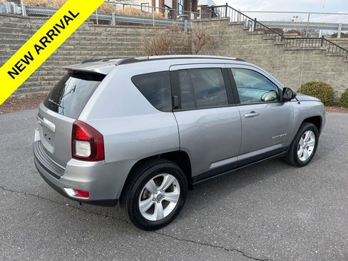 Used 2016 Jeep Compass Sport w/ Power Value Group image 9