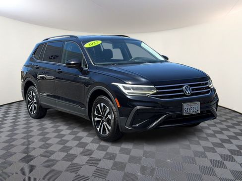 Used 2022 Volkswagen Tiguan S FWD image 1