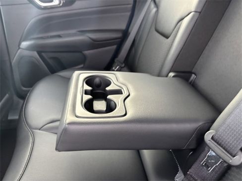 New 2026 Jeep Compass Latitude image 28