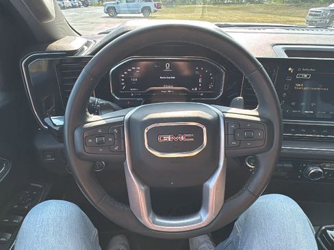 Certified 2024 GMC Sierra 1500 SLT w/ SLT Premium Plus Package AWD/4WD image 11