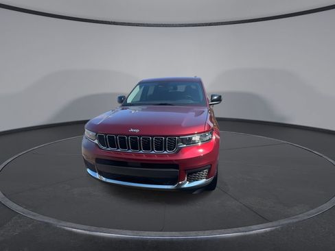 Used 2021 Jeep Grand Cherokee L Laredo w/ Luxury Tech Group I image 3