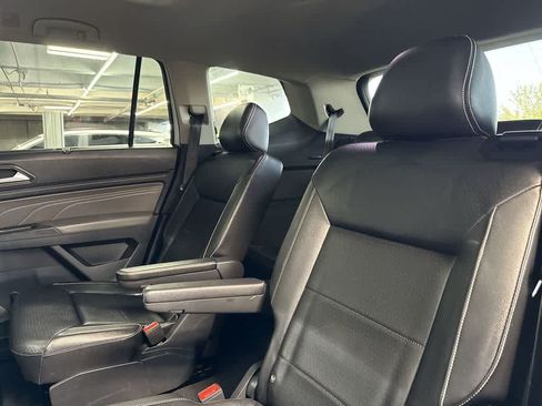 Used 2022 Volkswagen Atlas SE FWD image 21